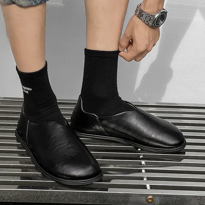 Nouvelles chaussures plates pour hommes, confortables et de haute qualité, style décontracté, travail, bureau, confortables, marche en plein air, polyvalentes