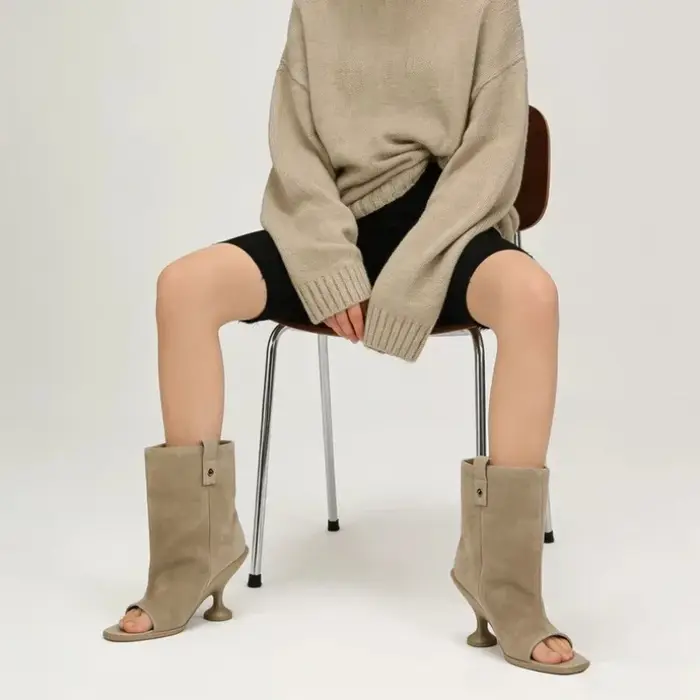 Nouvelles Bottes Courtes à Bout Rond et Large pour le Printemps et l'Été