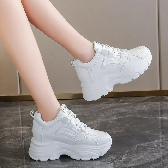 Baskets pour femmes chaussures à plate-forme blanche 2025 à lacets fond épais vulcaniser