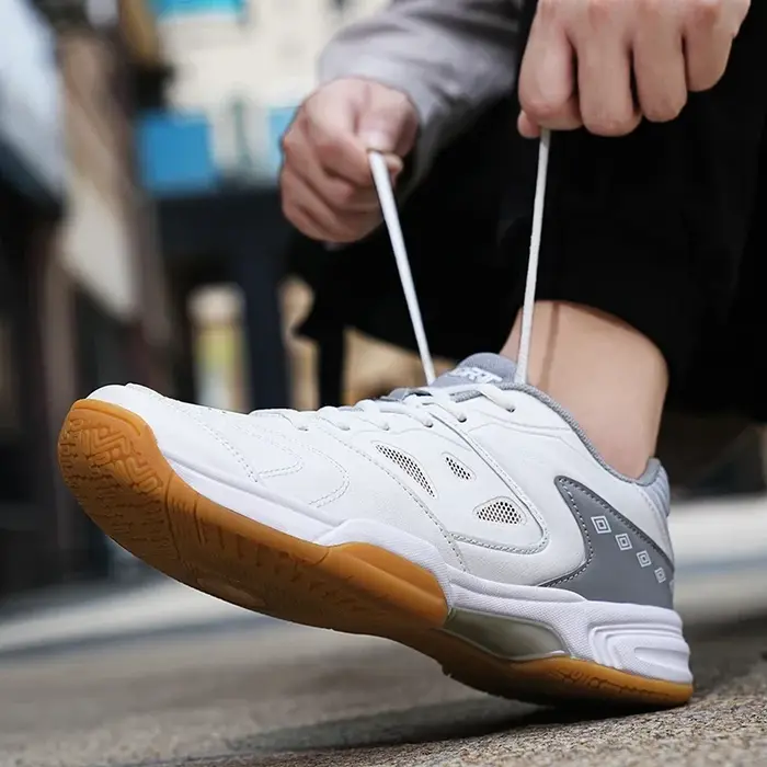 2025 nouvelles chaussures de Badminton de volley-ball professionnel hommes Tennis de Table Tenis