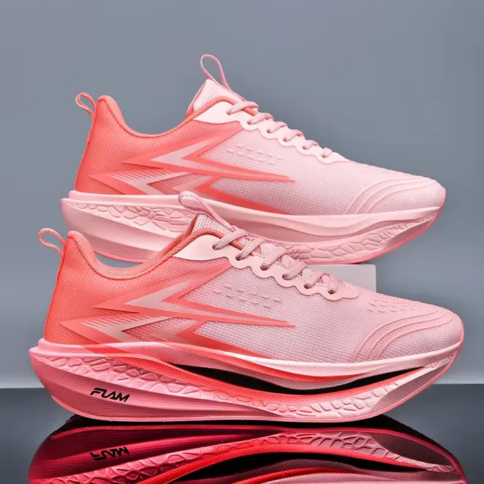 Chaussures de course spécialisées Marathon hommes sport respirant léger planche de carbone femmes co