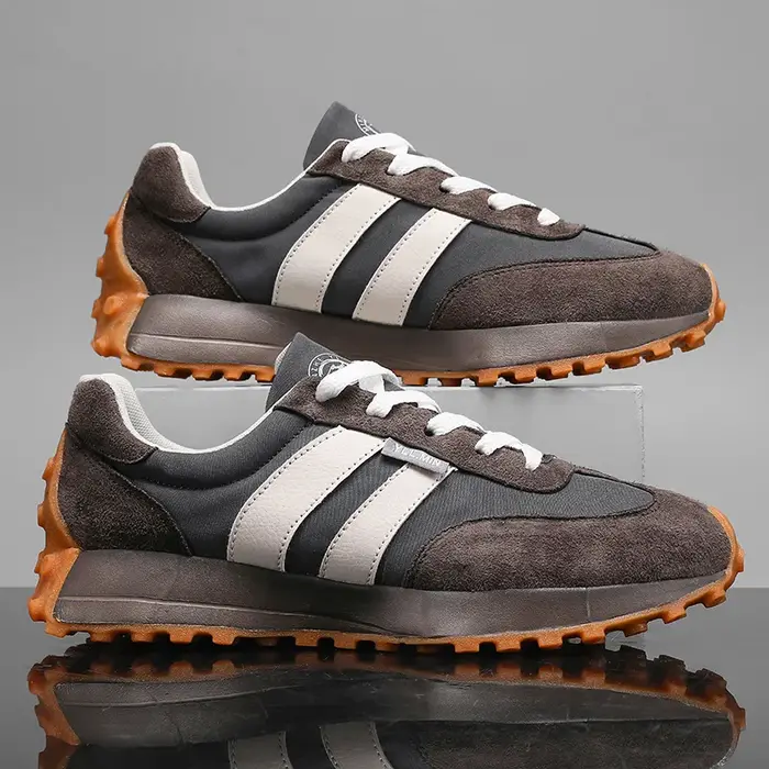 Nouvelles Chaussures Décontractées 2026 Printemps-Automne Respirantes Confortables Baskets Vintage Mode à Lacets Antidérapantes pour l'Extérieur