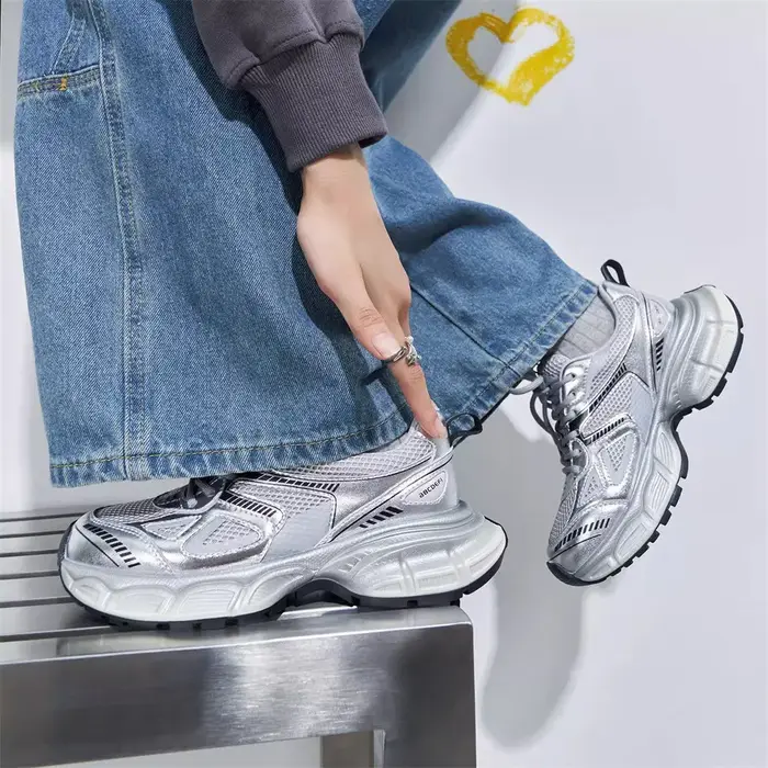 Baskets compensées pour femme, chaussures de mode rehaussantes, talons hauts, confortables et décont