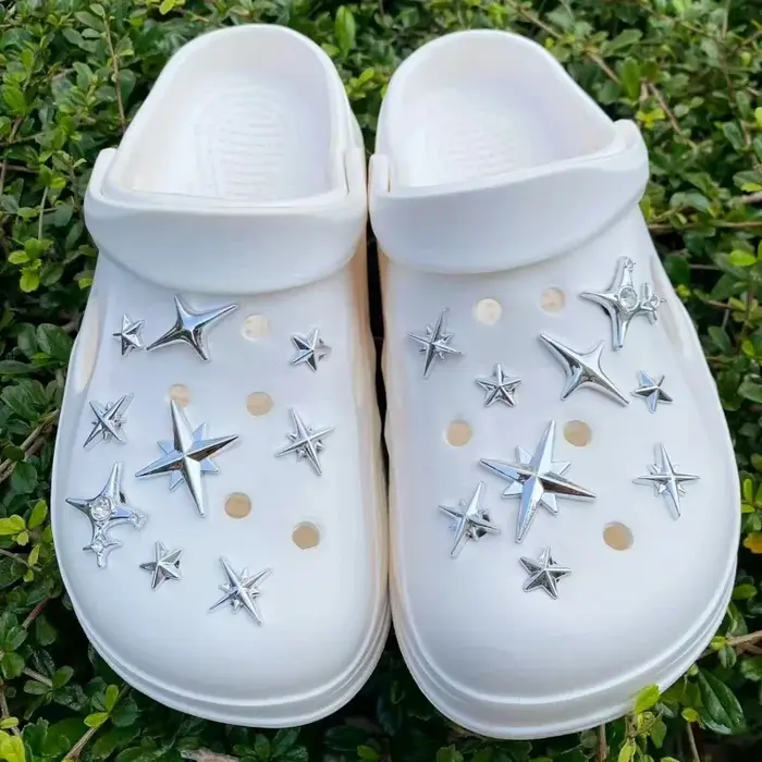 18 Accessoires de chaussures étoile argentée pour la mode DIY - Décorations amusantes et multifonctionnelles pour