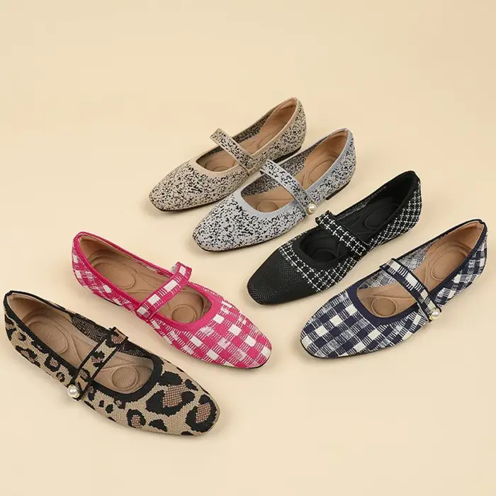 Chaussures plates tricotées pour femmes