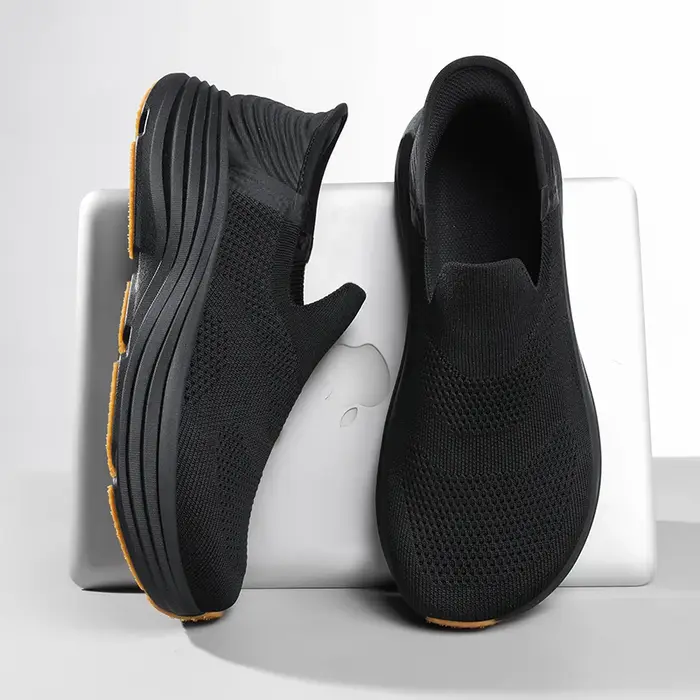 Chaussures à enfiler pour hommes