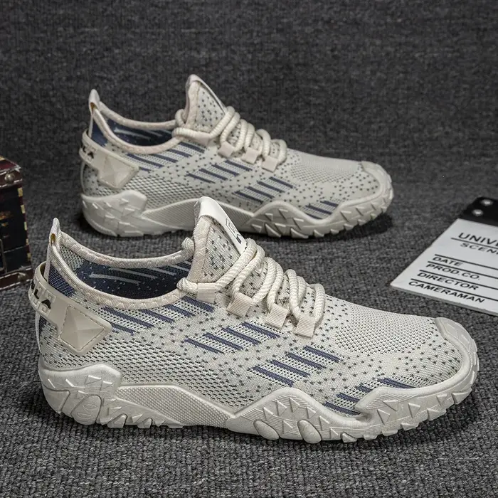 Nouvelles Chaussures Homme 2026 Respirantes Antidérapantes Évidées pour Course en Extérieur Baskets Sportives Décontractées Tendance