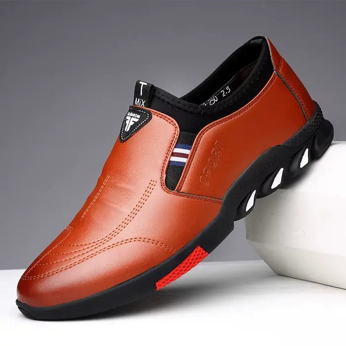 Chaussures en cuir à l'offre elles souples pour hommes