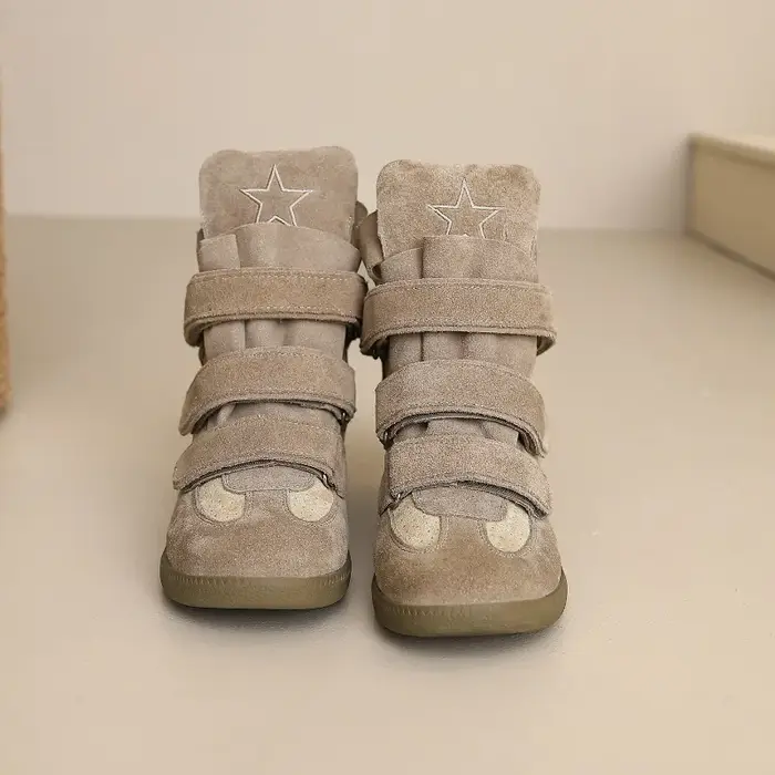 Sneakers et chaussures décontractées pour femmes de haute qualité