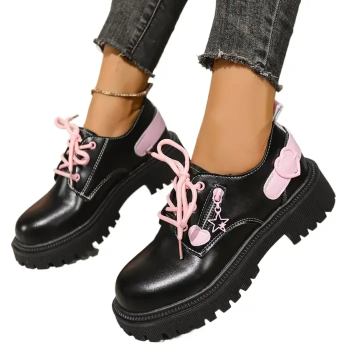 Chaussures Femme Printemps-Automne 2026 Nouveauté Tendance Luxe Designer Semelle Épaisse Confortable Grande Taille Noires