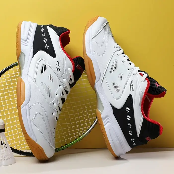2025 nouvelles chaussures de Badminton de volley-ball professionnel hommes Tennis de Table Tenis