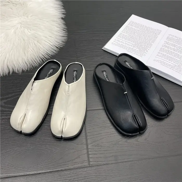 Nouvelles chaussures pour femmes