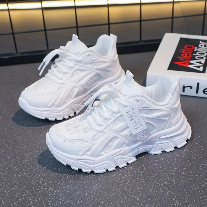Filles réseau rouge papa chaussures 2024 printemps et automne nouvelle Version coréenne pour enfants résistant à