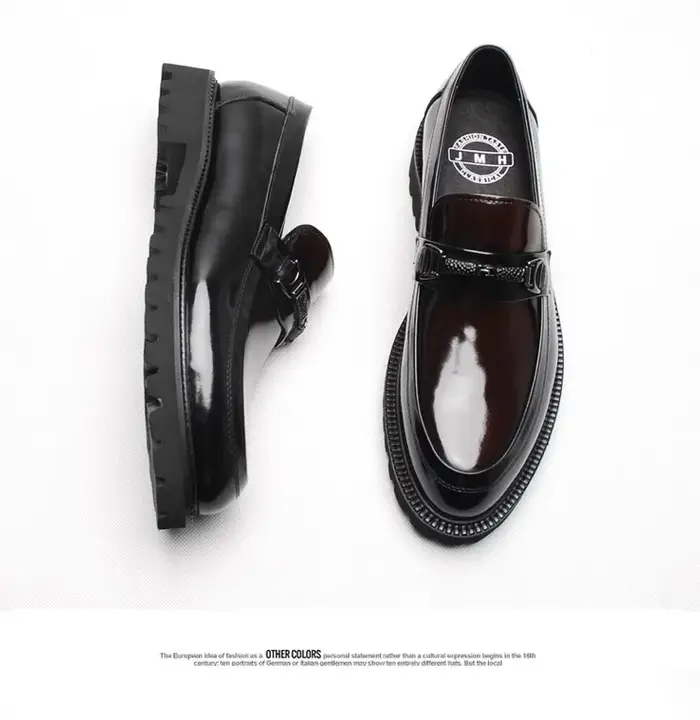 Chaussures en cuir à l'offre elles épaisses pour hommes, mocassins en cuir couche supérieure, chaussures de costume