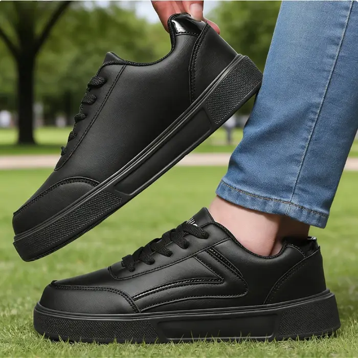 Chaussures classiques en cuir noir pour femmes