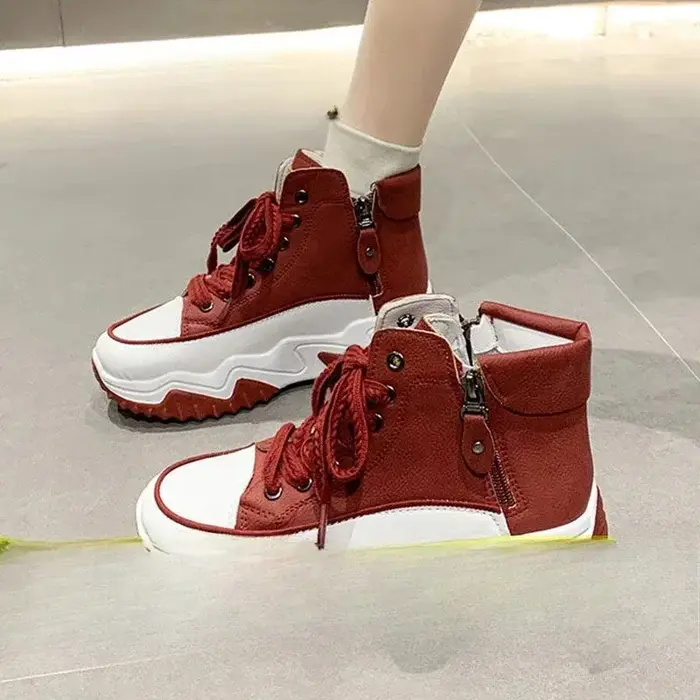 Nouvelles chaussures pour femmes