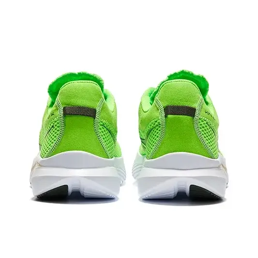 Chaussures de course et d'entraînement légères en mesh à tige basse Saucony Kinvara 14 pour hommes, vert et or S20823-36