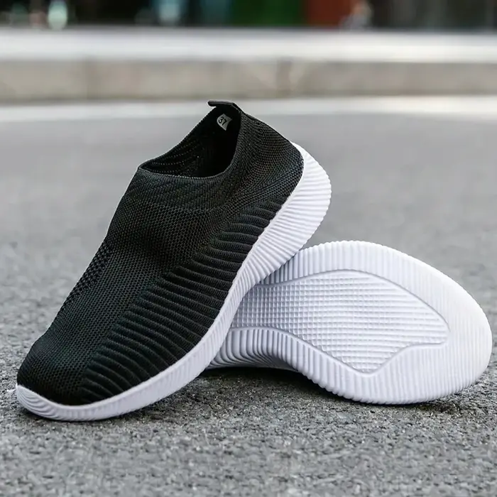 Baskets de couleur unie pour femmes, chaussures d'extérieur respirantes tissées volantes, chaussures