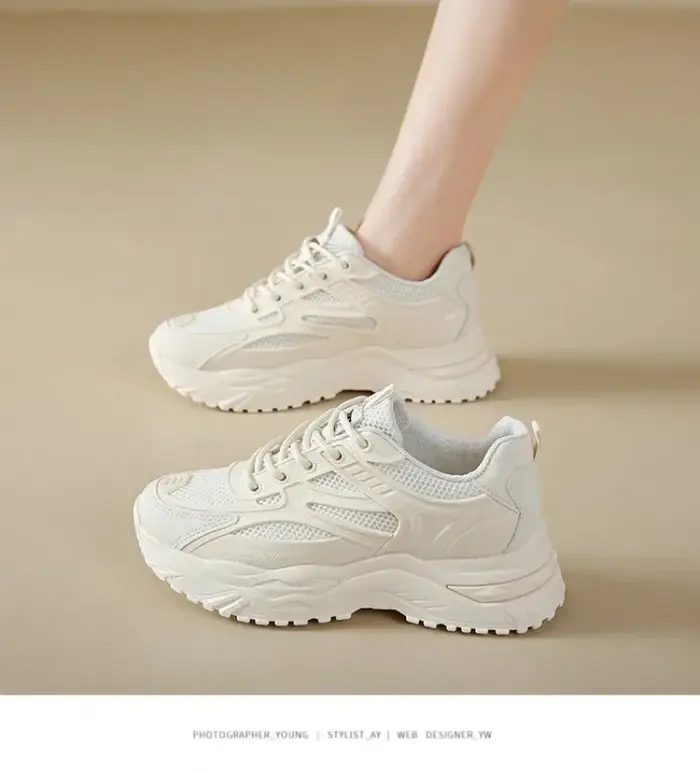Baskets épaisses en cuir blanc pour femmes