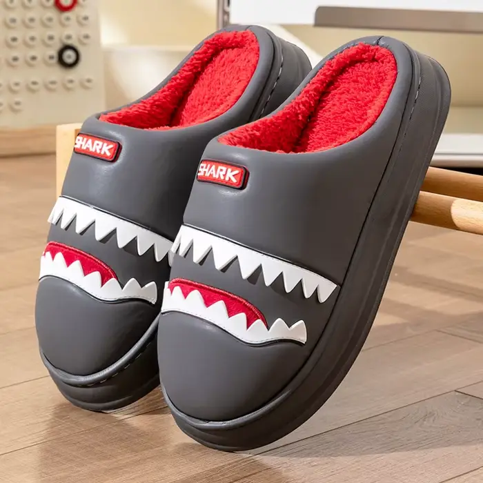Pmoiste mignon pantoufles pour hommes broder coussin plate-forme maison chaussures Durable confortable chaud salon Slip-on hiver intérieur