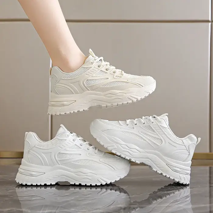 Nouvelles baskets en cuir épaisses pour femmes