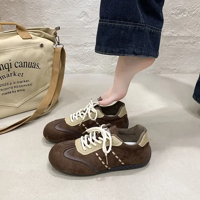 Chaussures Deqin rétro à la mode et légères pour femmes