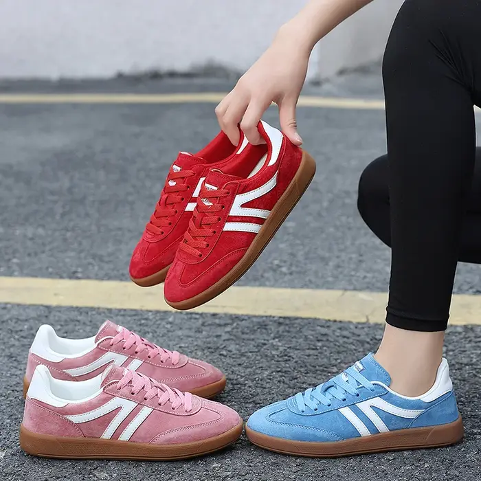 2552 Chaussures d'entraînement classiques allemandes