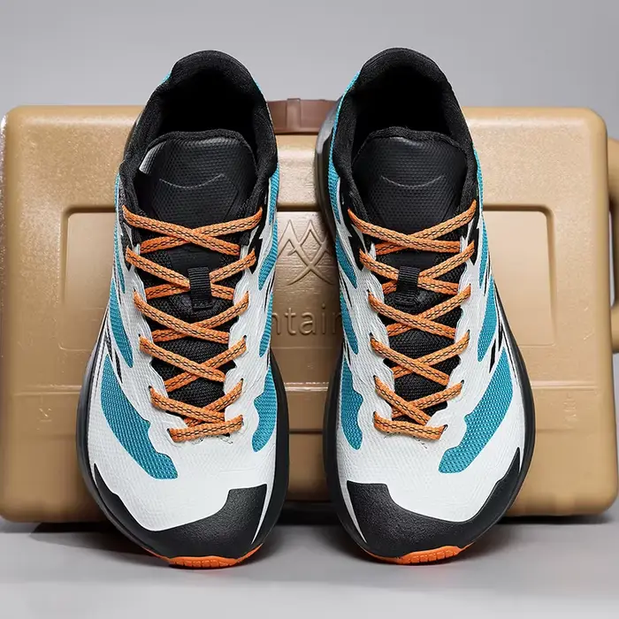 Chaussures de course minimalistes pour hommes à bout large