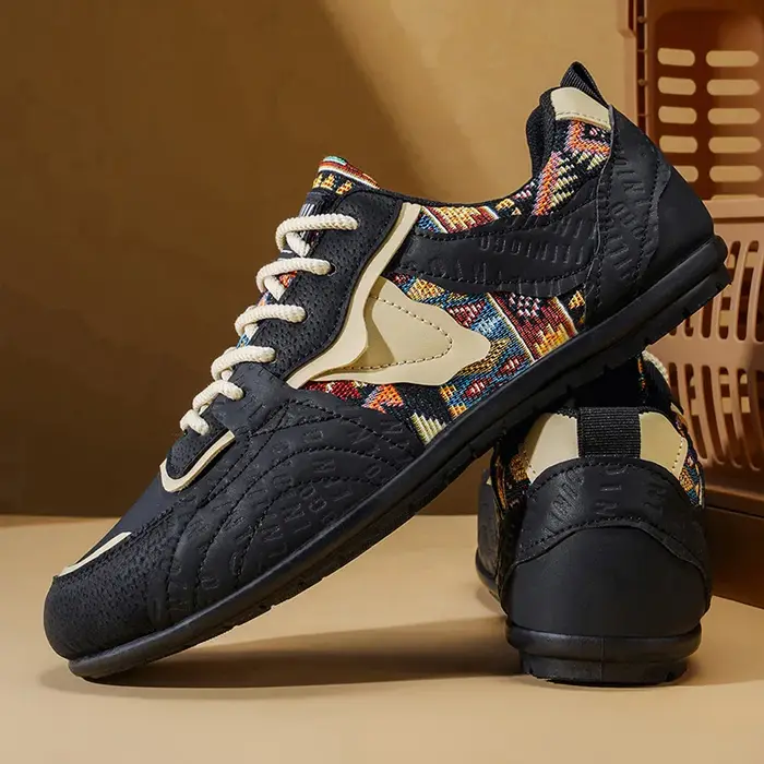 Baskets rétro allemandes pour hommes - Chaussures décontractées basses à imprimé tribal ethnique